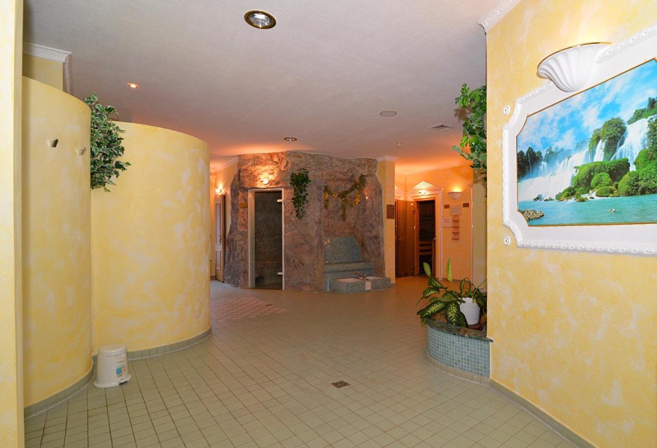 גובן Landgasthof & Hotel Waldow מראה חיצוני תמונה